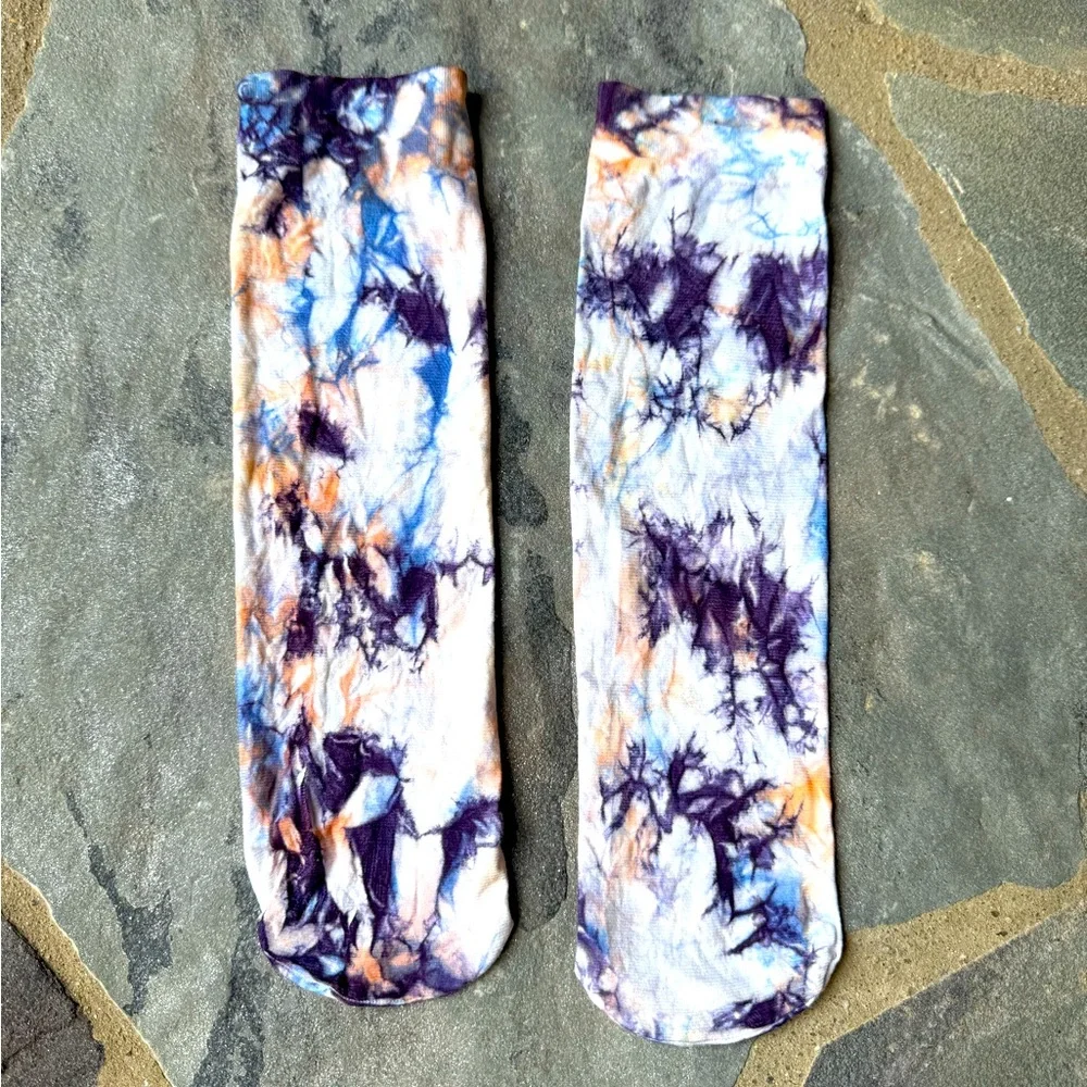 New🌟Free People-Tie-Dye Patterned Sheer Socks